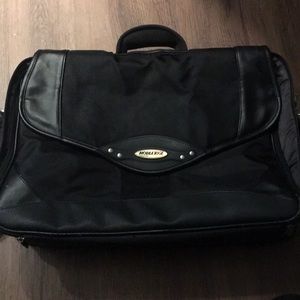 Mobile edge computer/brief case
